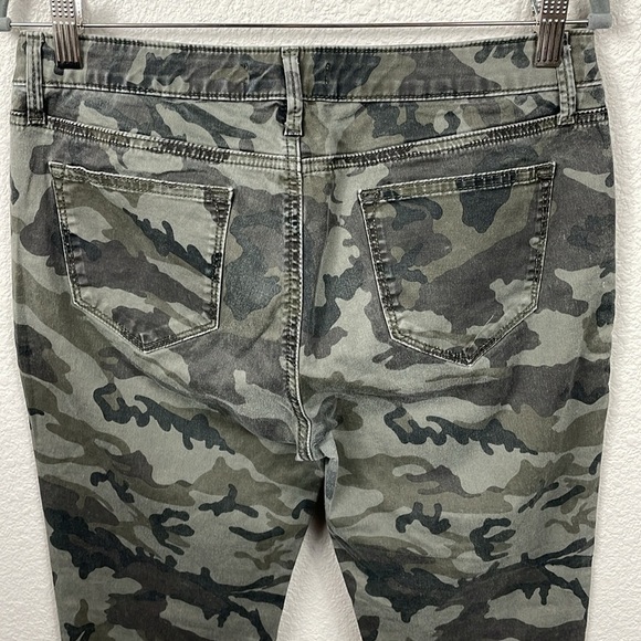 Louna Camo Skinny Jeans Stretch Casual Mid Rise Ankle Crop Sz 29 - Picture 6 of 12